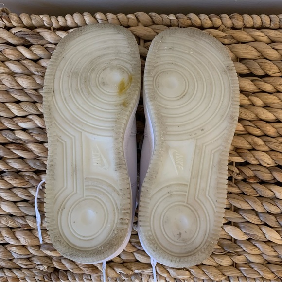 Nike Air Force 1 07 LV8 ‘Orange Swoosh’ Toddler Sneakers, Size 1.5Y - Picture 9 of 10